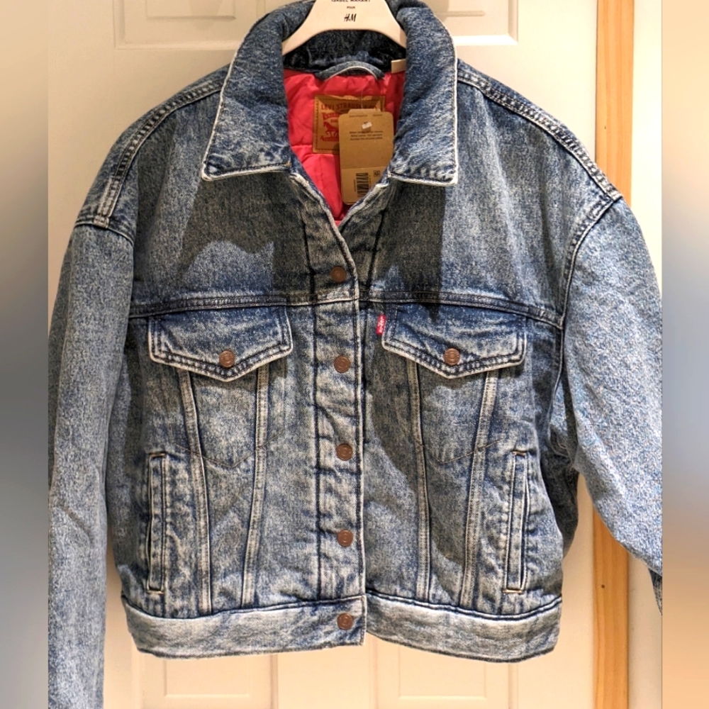 NWT Levi's Blue Jean Trucker Jacket